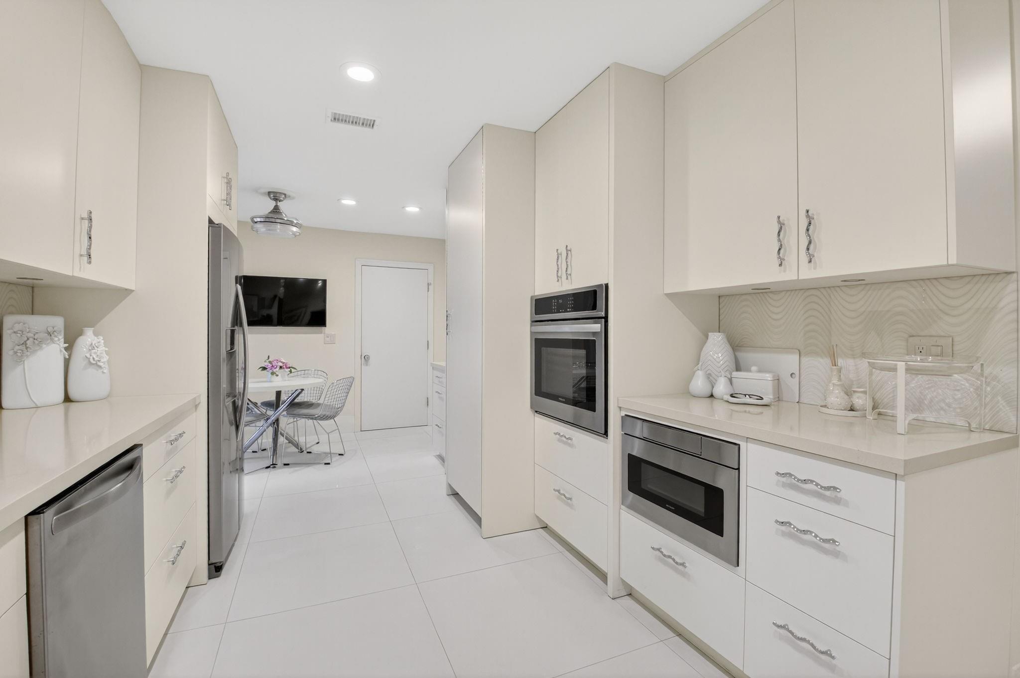 19452 Waters Reach Lane 305 Lane 305