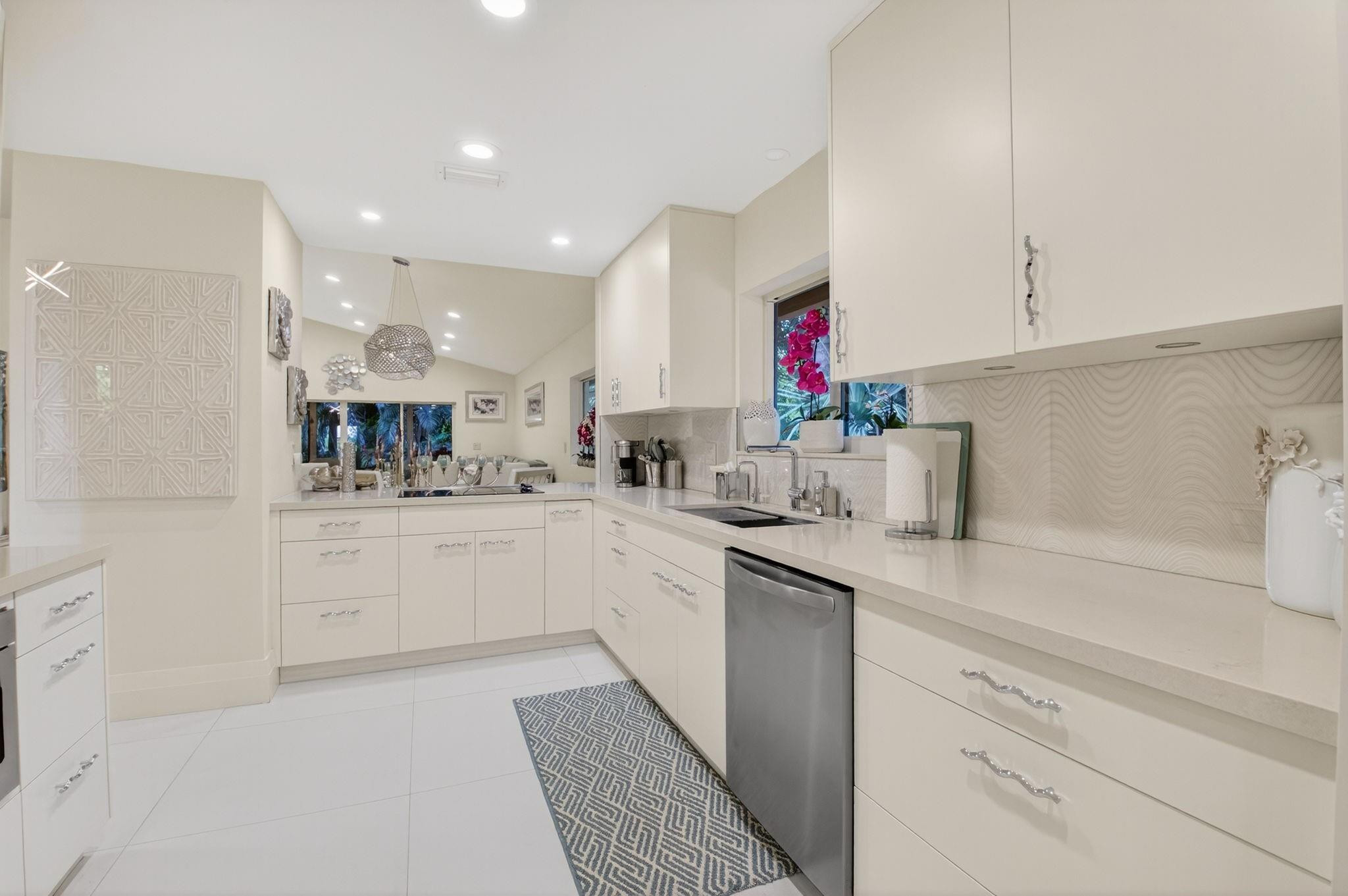 19452 Waters Reach Lane 305 Lane 305