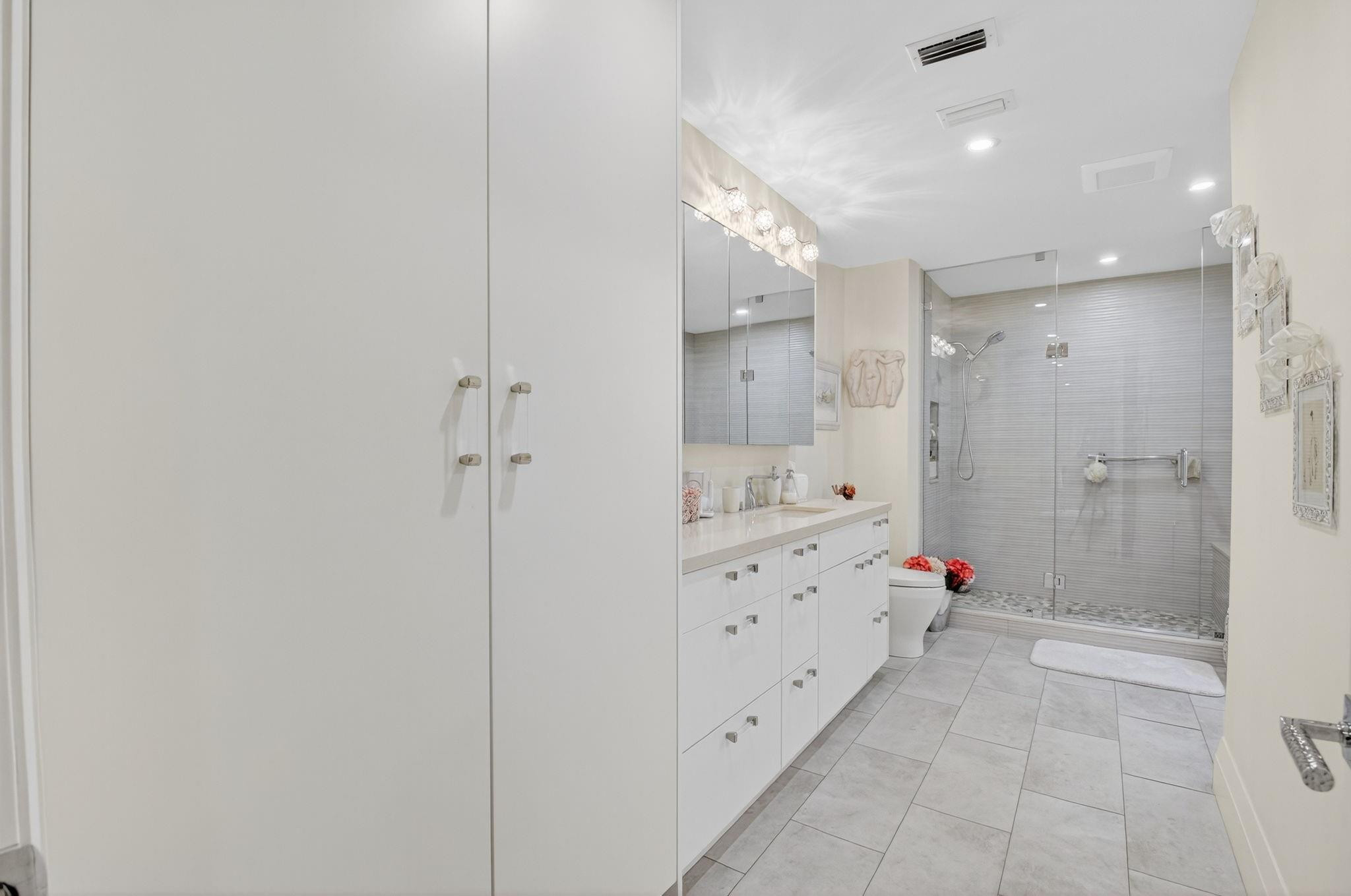 19452 Waters Reach Lane 305 Lane 305