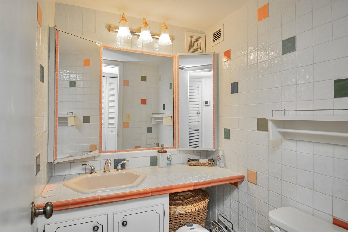 3540 S. Ocean Blvd 303