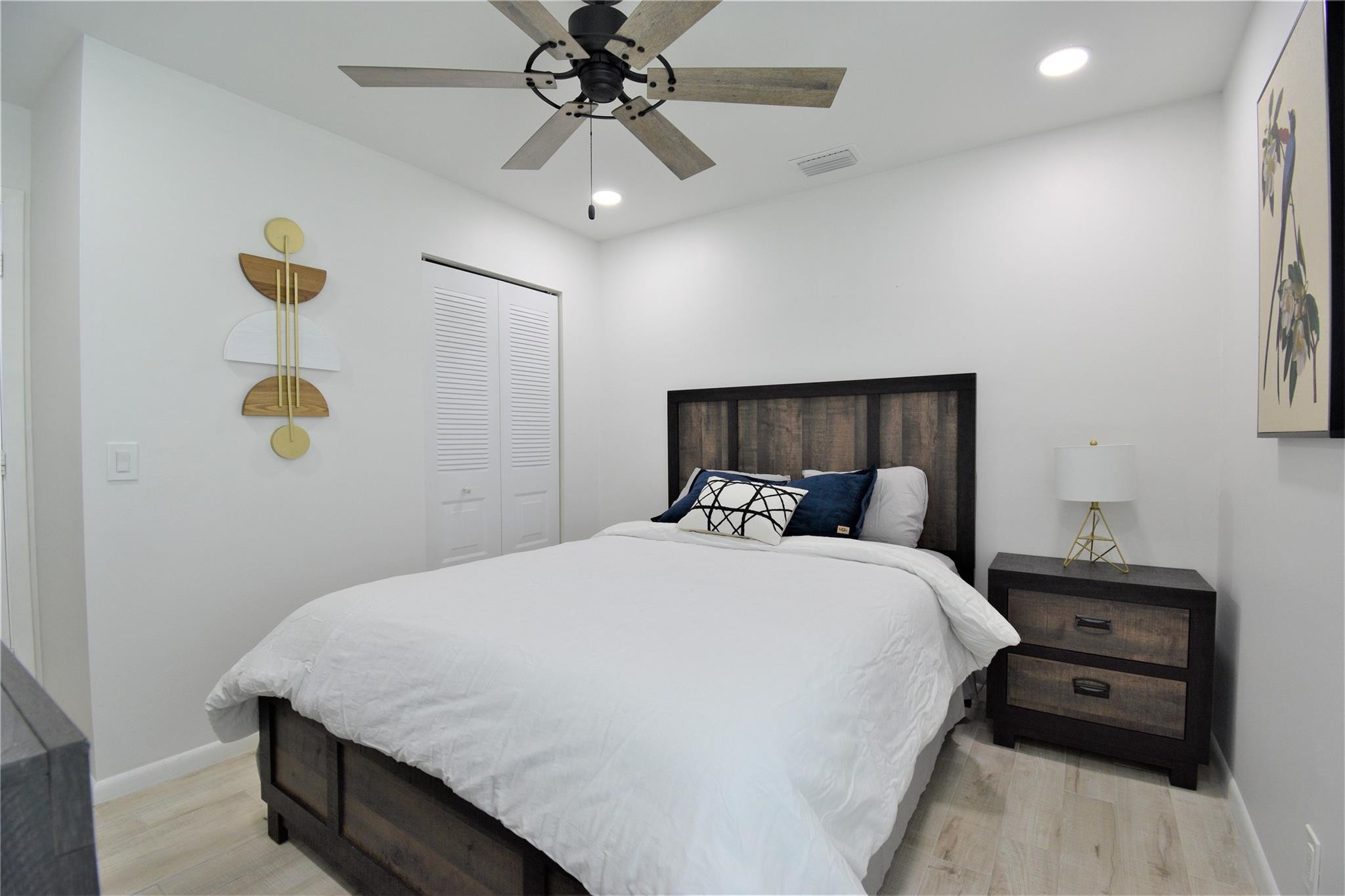 6550 Country Wood Way