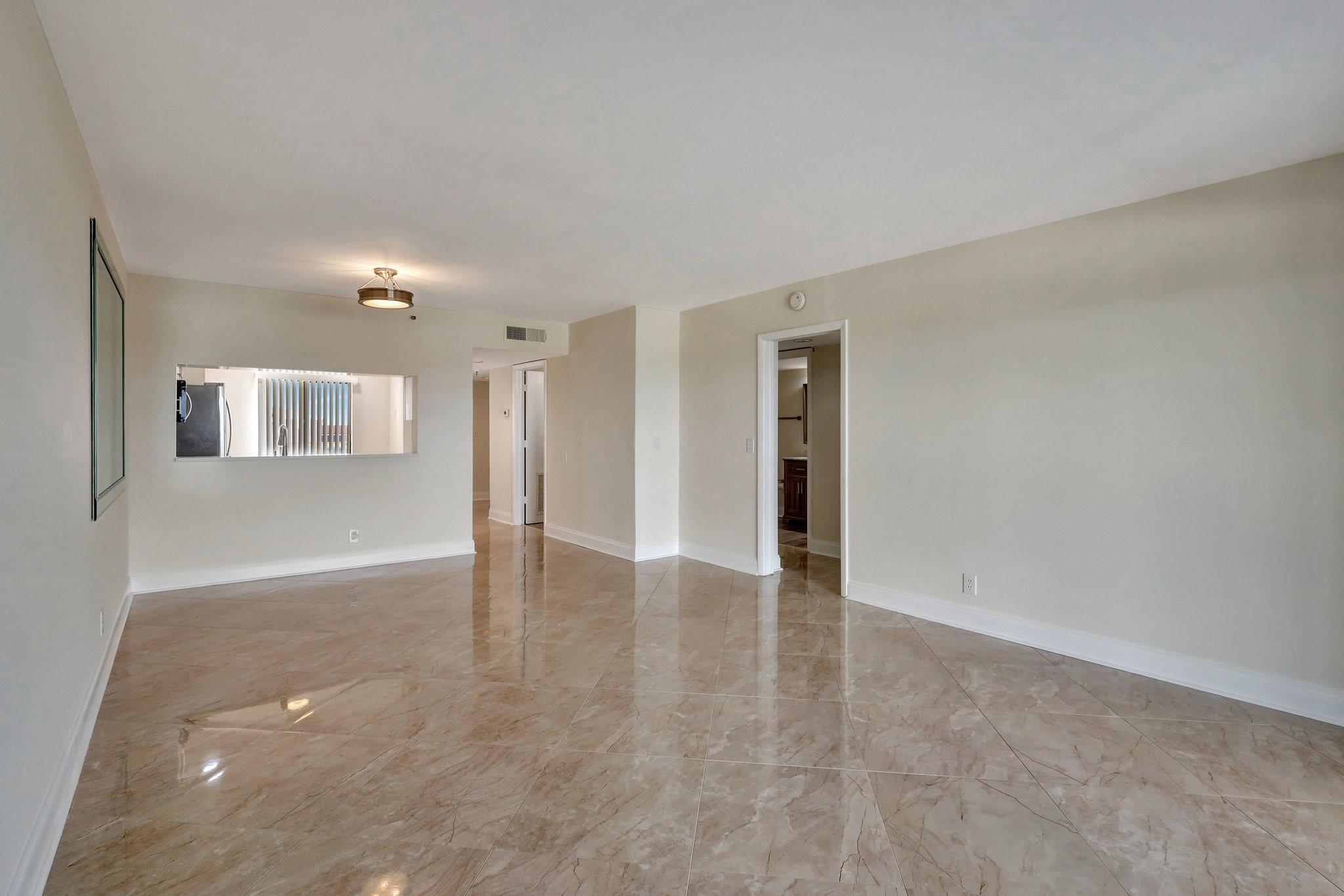 14460 Strathmore Ln 807