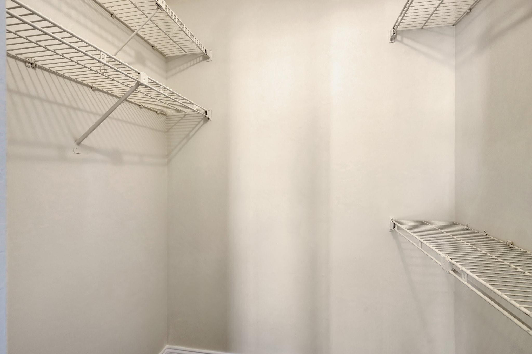 14460 Strathmore Ln 807