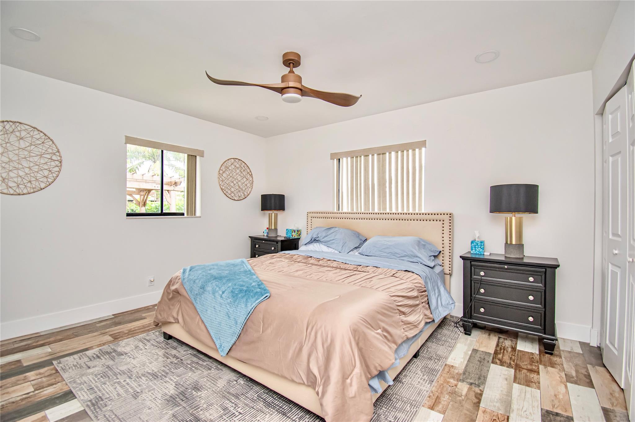 6557 Country Wood Way