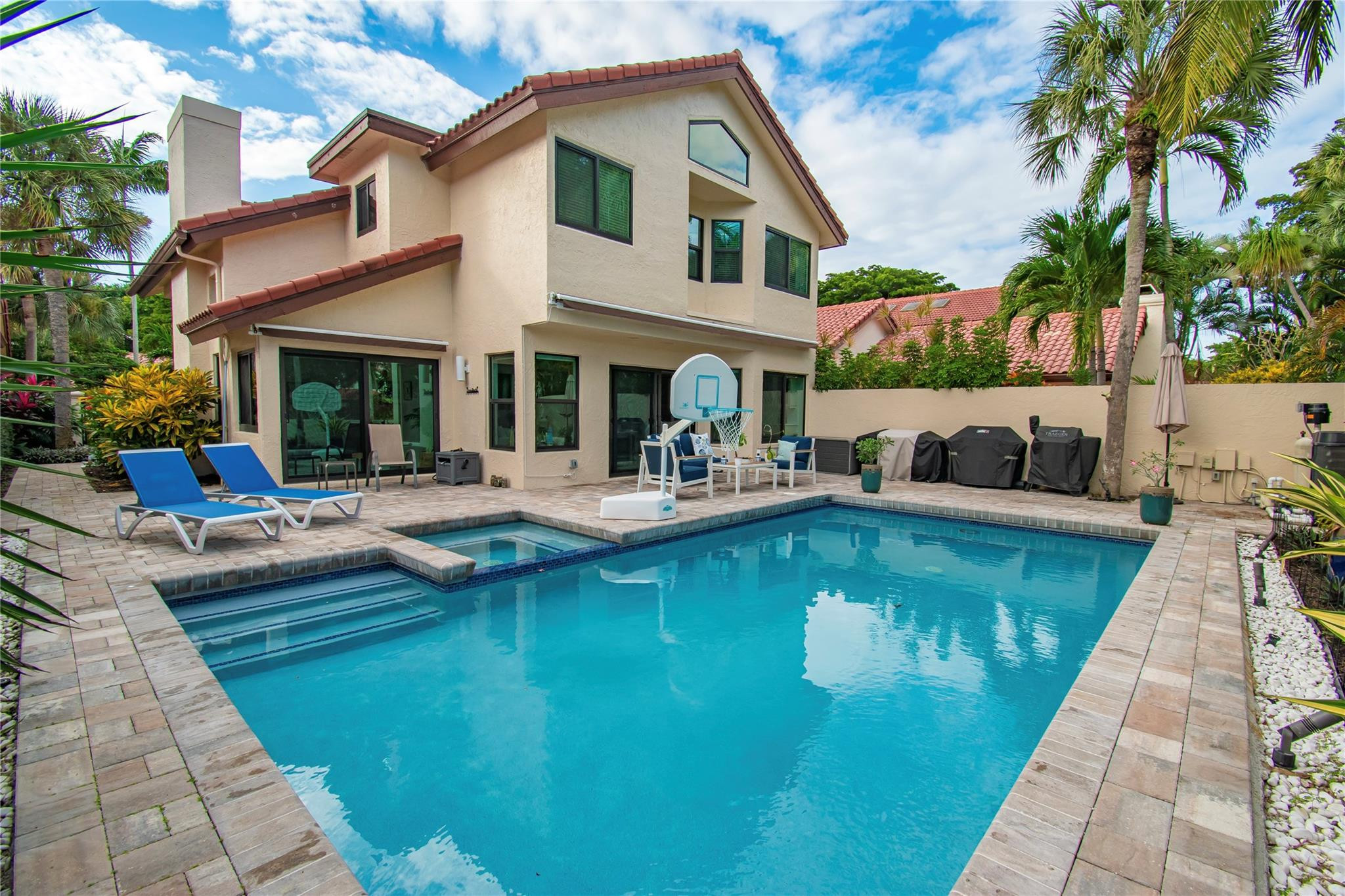 21694 Town Place Dr