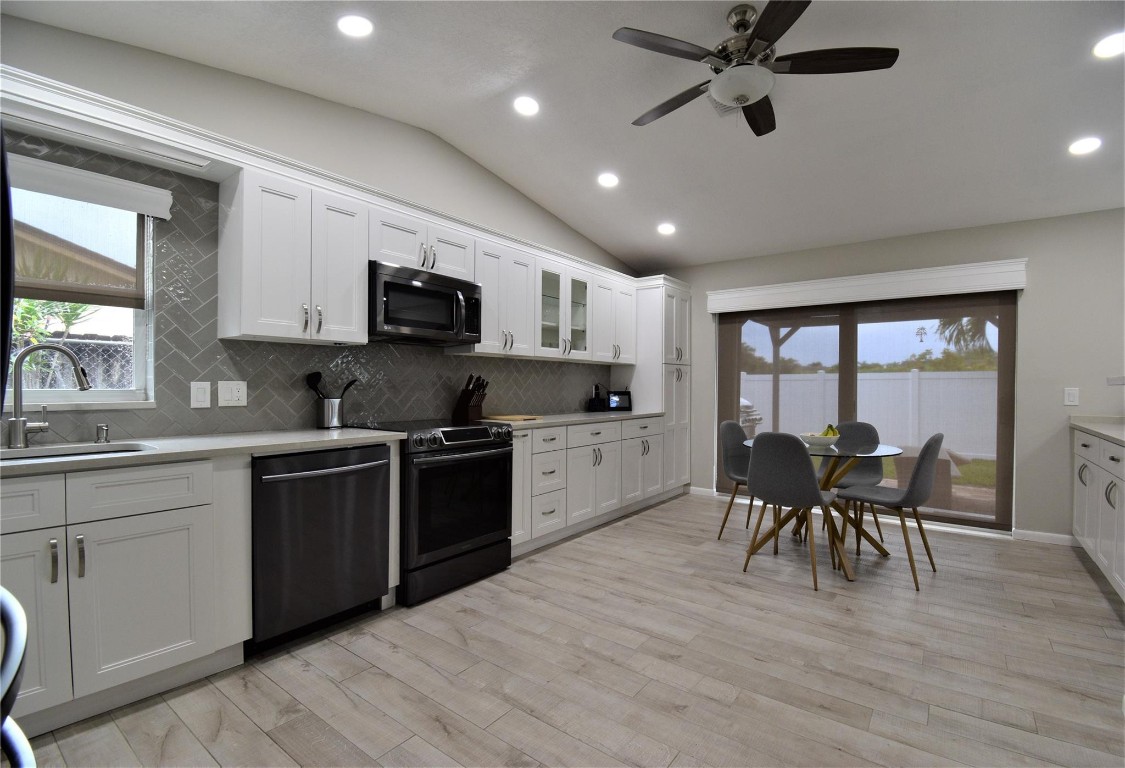 6550 Country Wood Way, Delray Beach