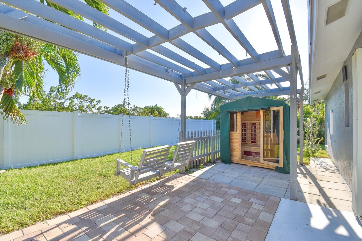 6550 Country Wood Way, Delray Beach