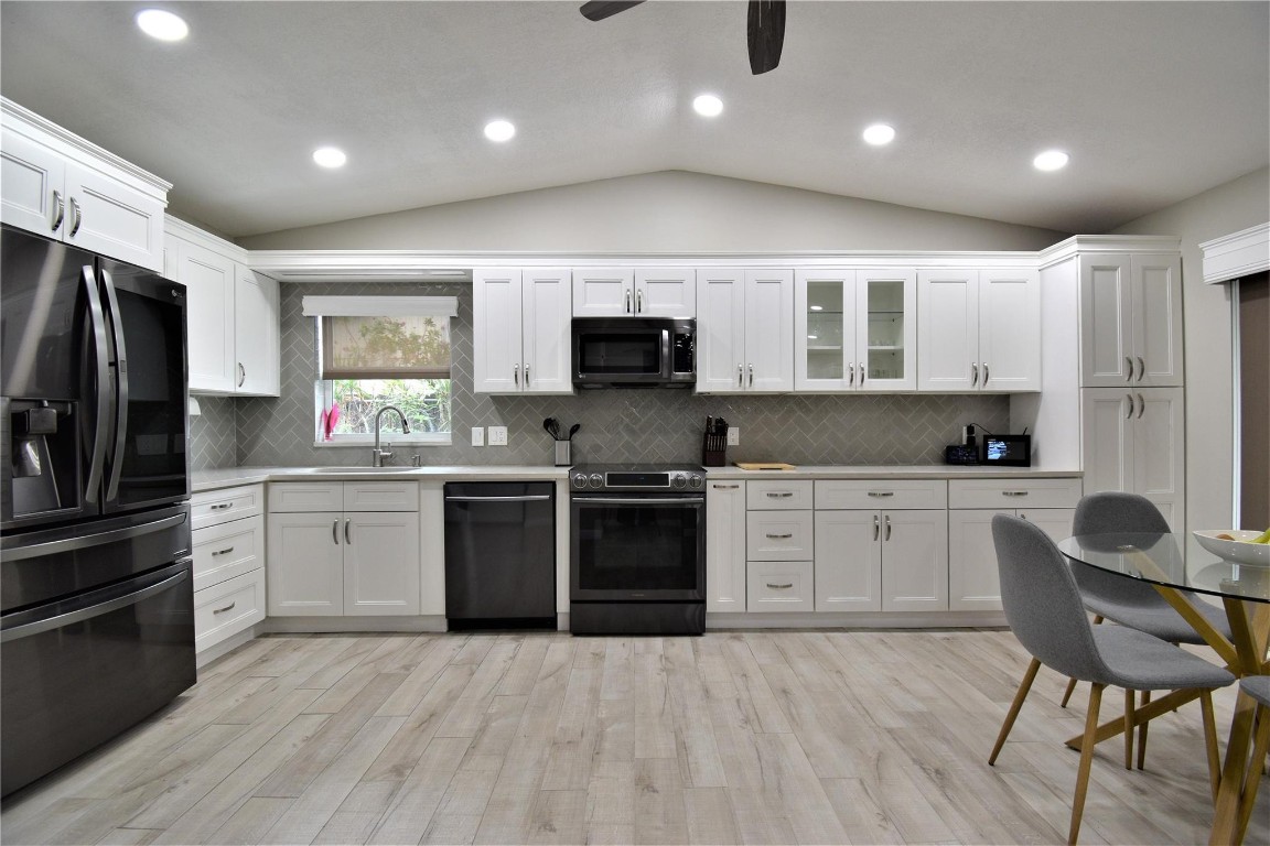 6550 Country Wood Way, Delray Beach