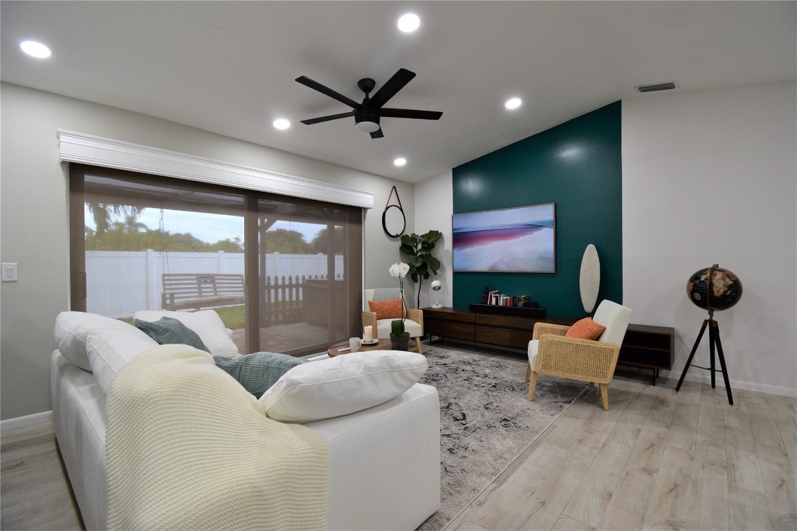 6550 Country Wood Way, Delray Beach