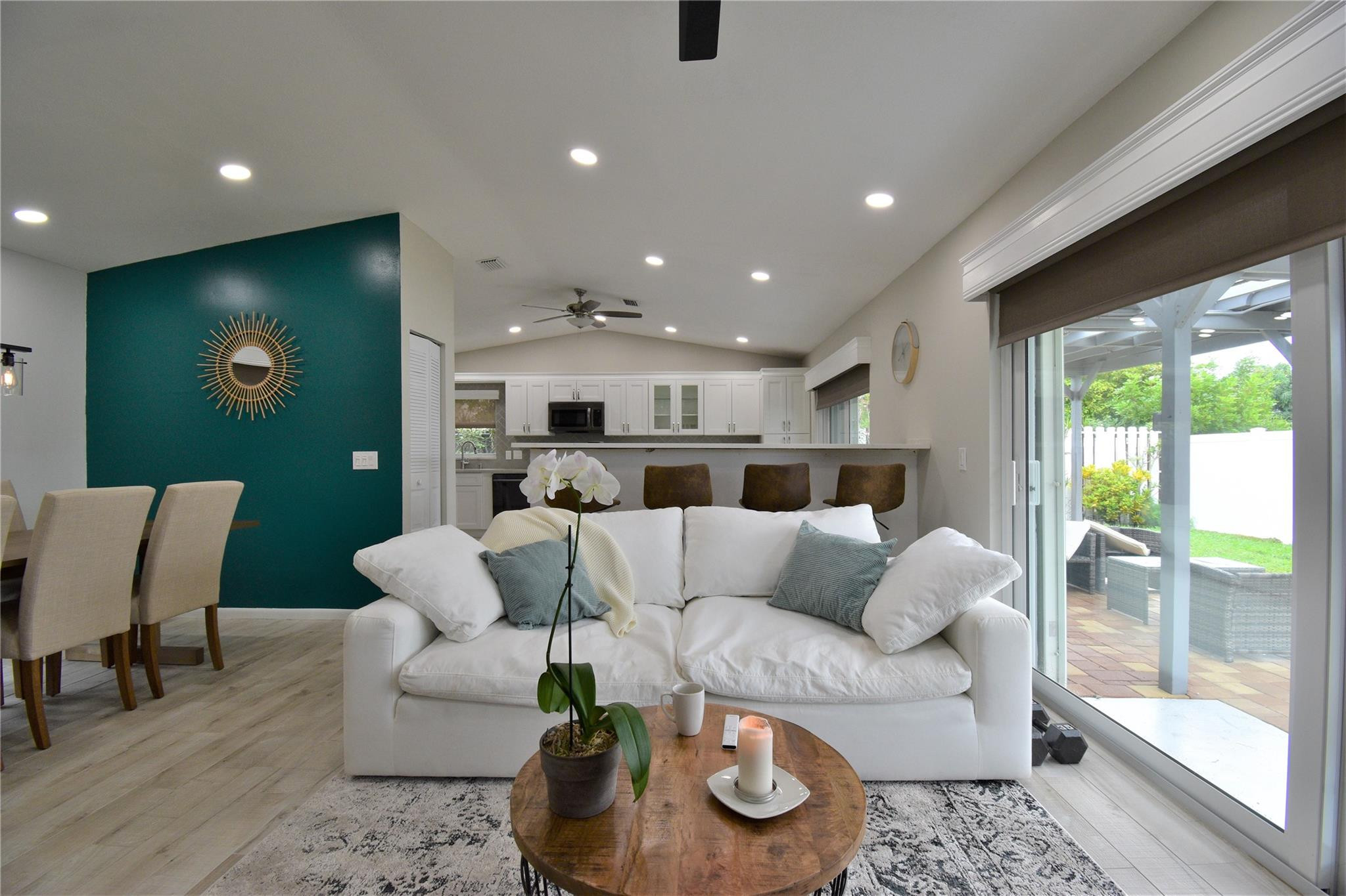 6550 Country Wood Way, Delray Beach