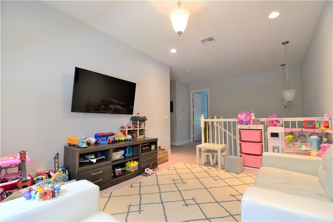 14585 White Jade Terrace