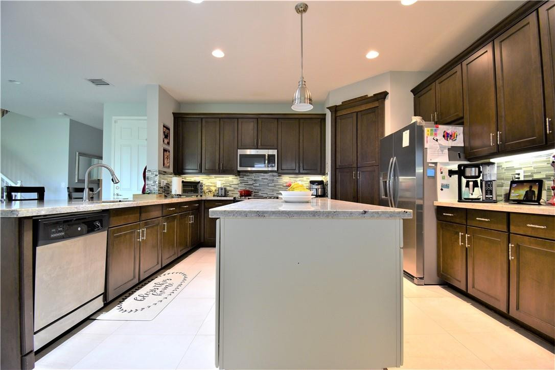 14585 White Jade Terrace