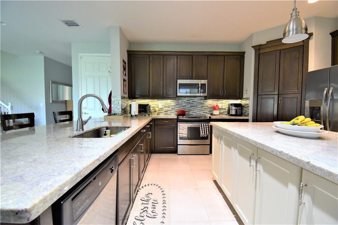 14585 White Jade Terrace