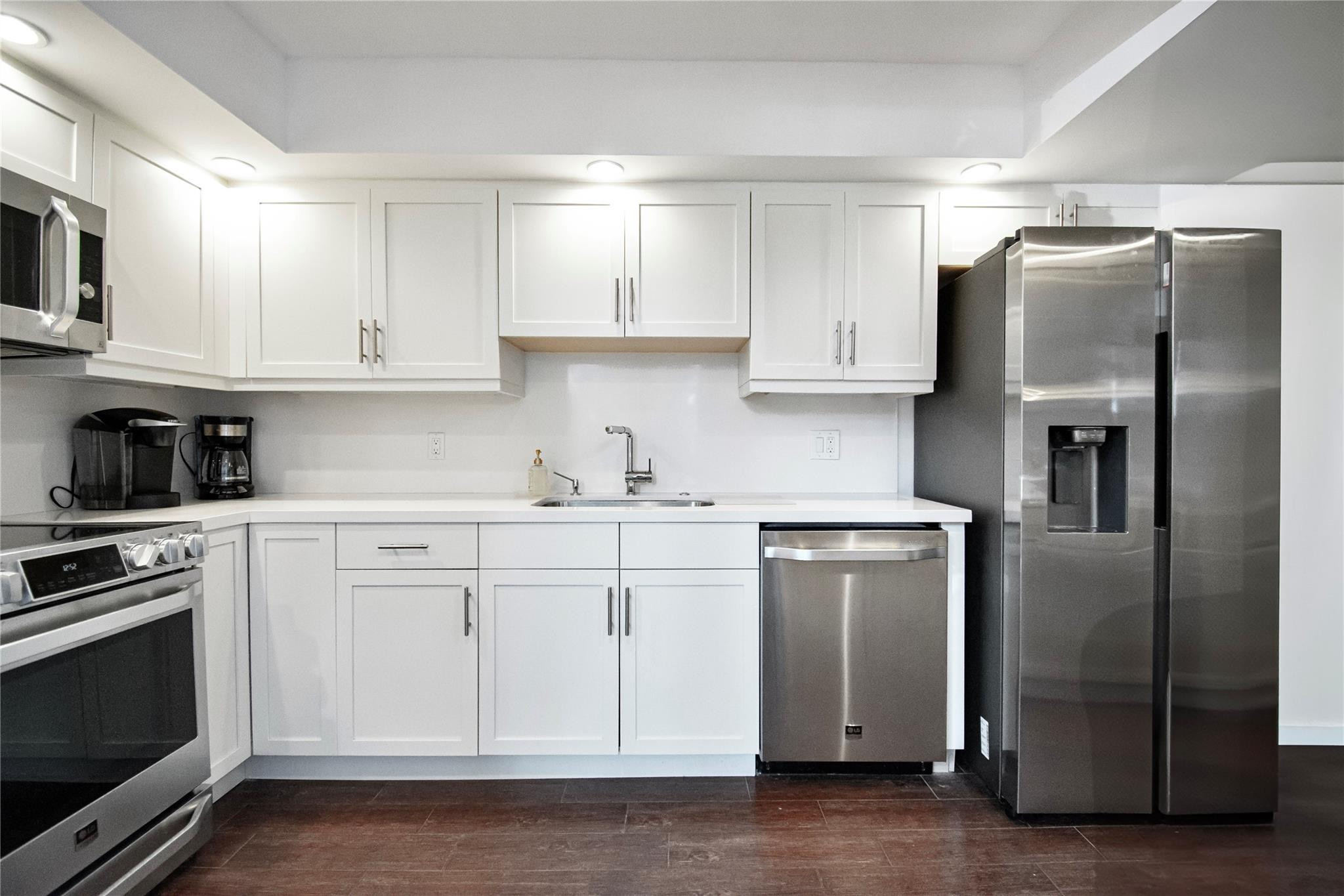 1612 Bridgewood Drive 1612