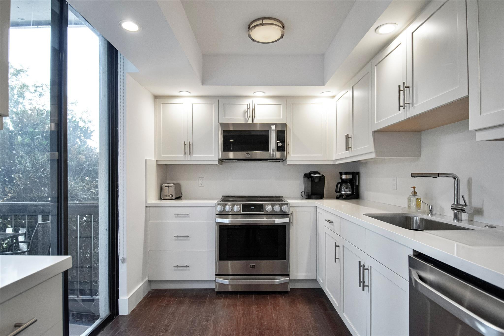 1612 Bridgewood Drive 1612