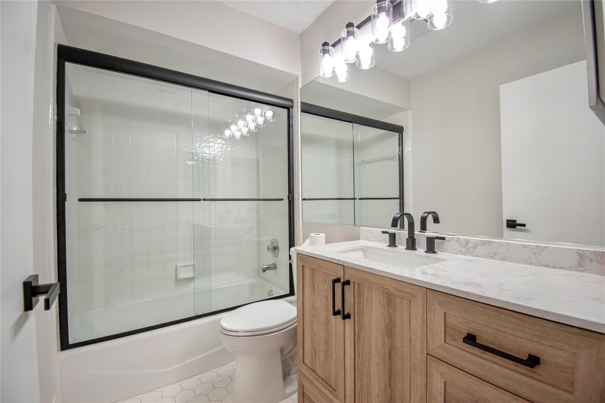 9107 Chatsworth Cascades Circle