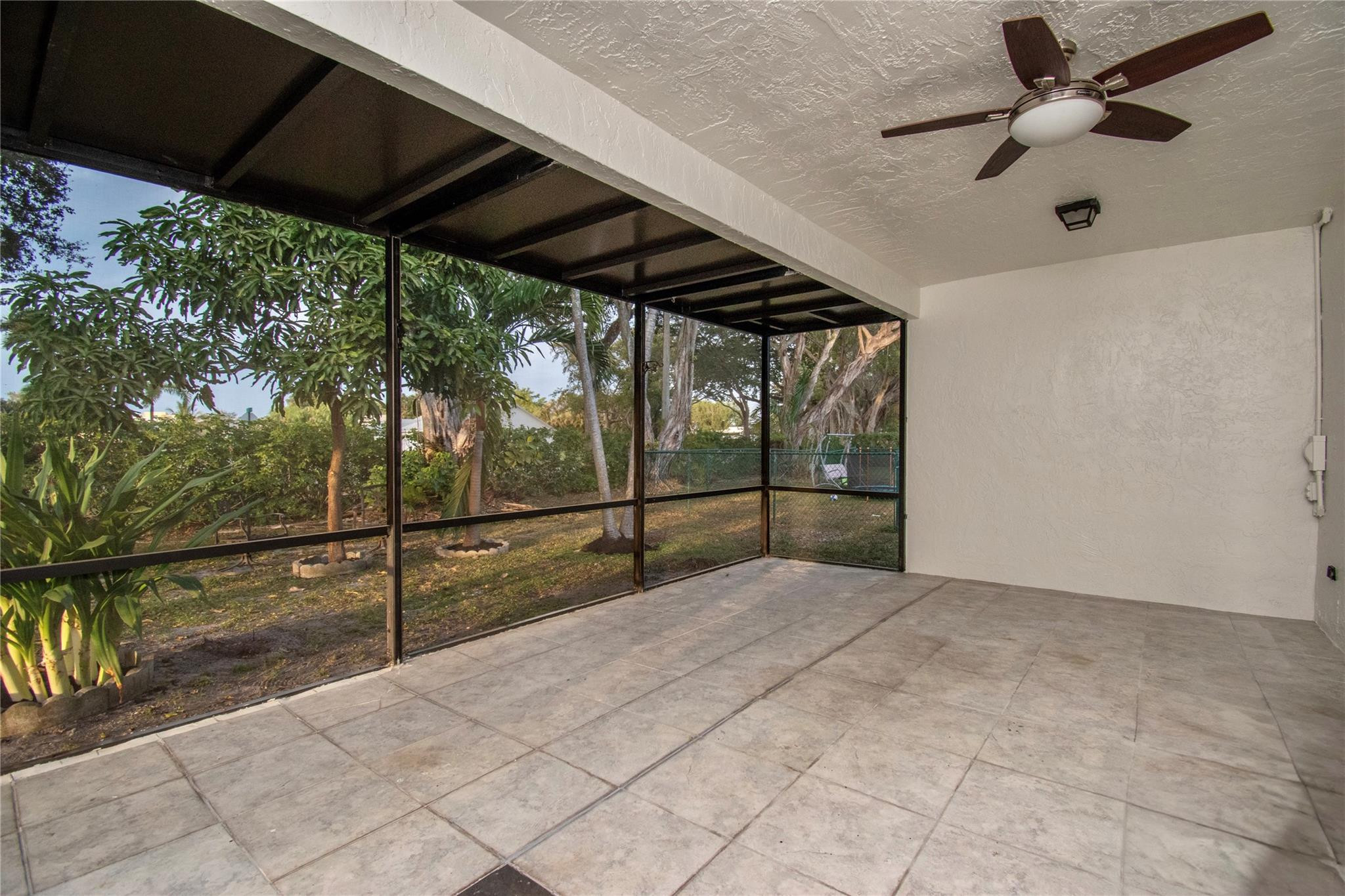 9107 Chatsworth Cascades Circle