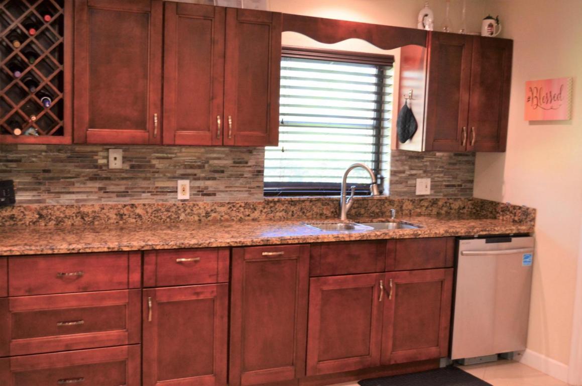 7429 San Clemente Place