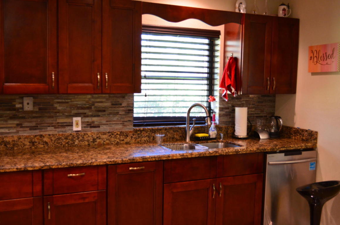 7429 San Clemente Place