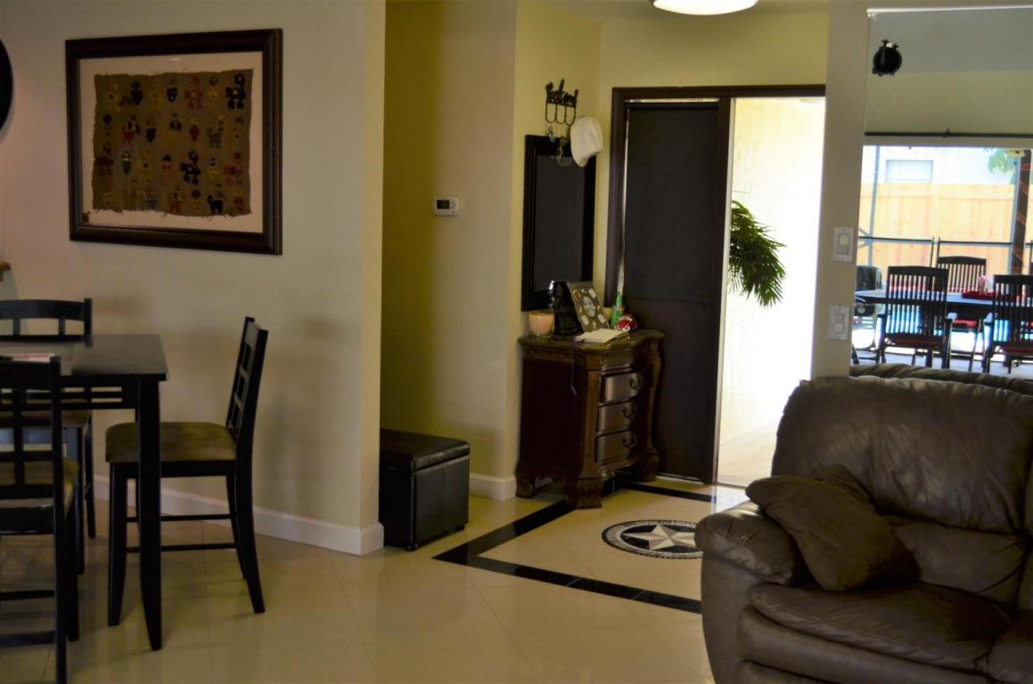 7429 San Clemente Place