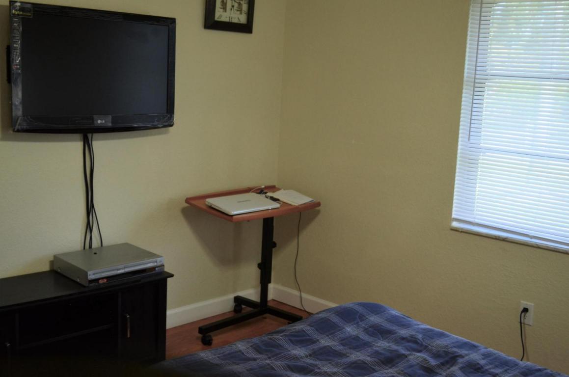 7429 San Clemente Place