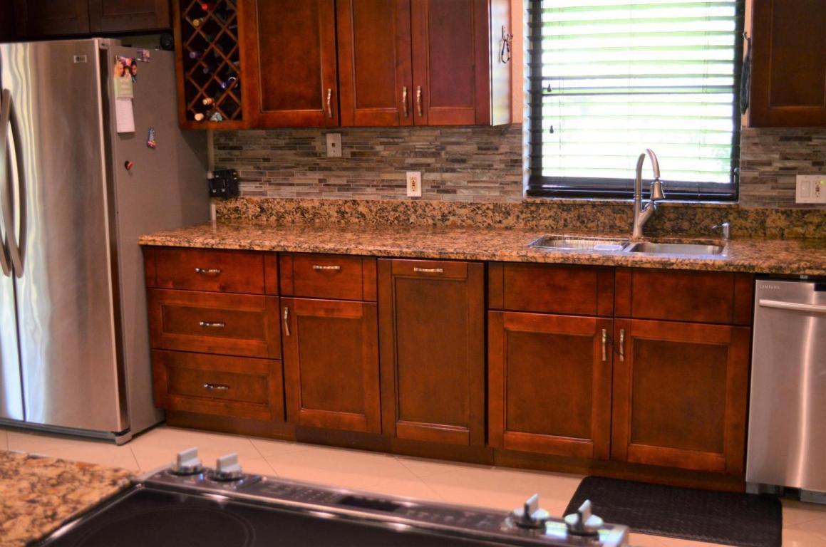 7429 San Clemente Place