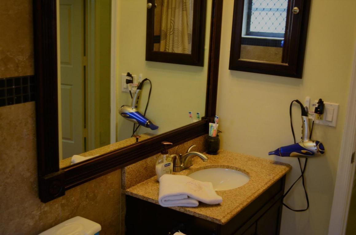 7429 San Clemente Place