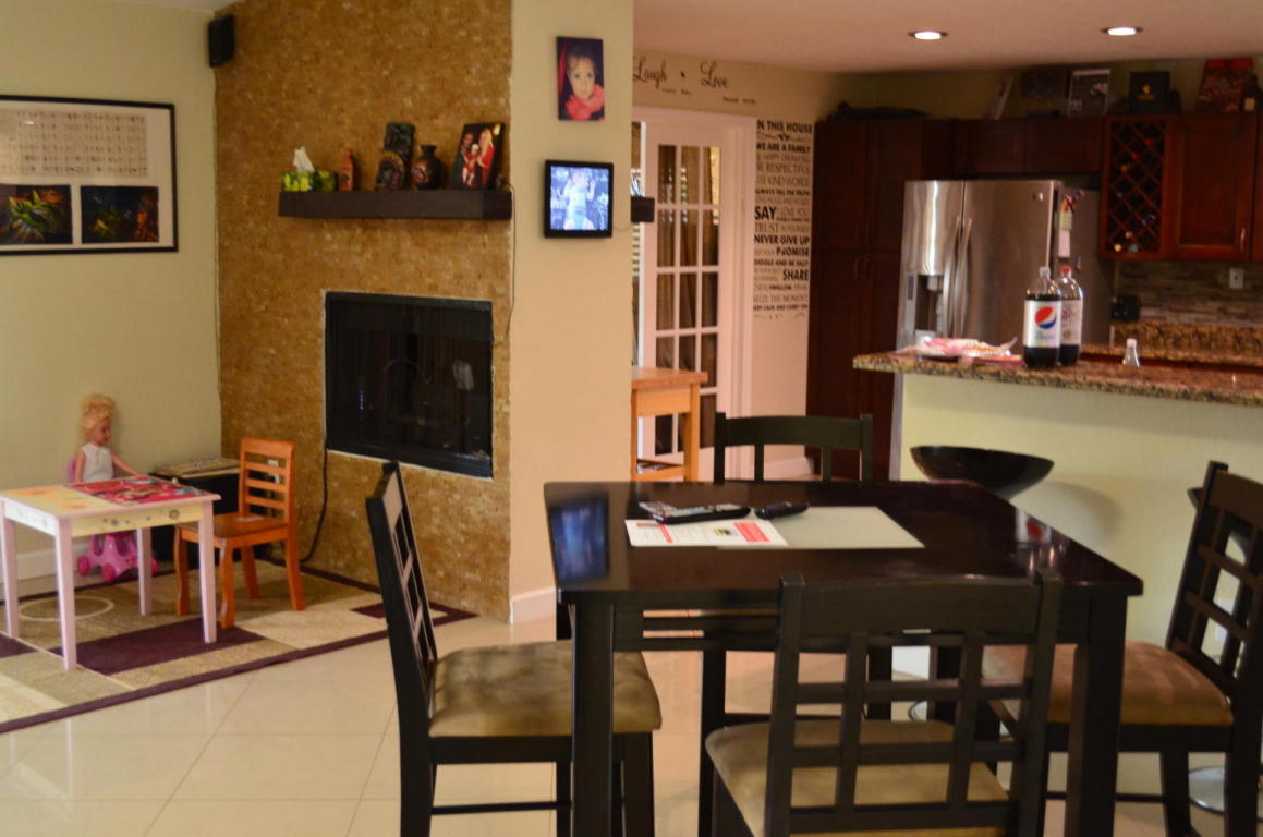 7429 San Clemente Place