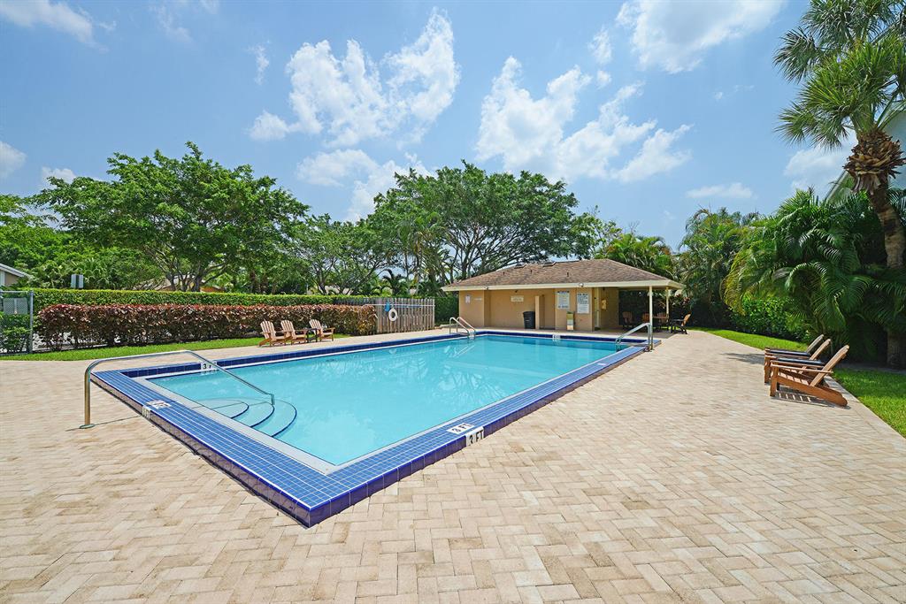 7529 Martinique Boulevard