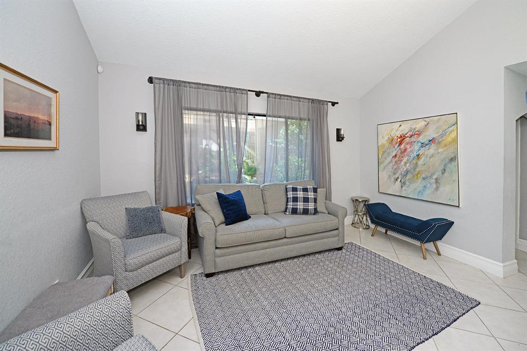 7529 Martinique Boulevard