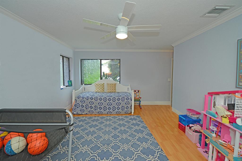 7529 Martinique Boulevard