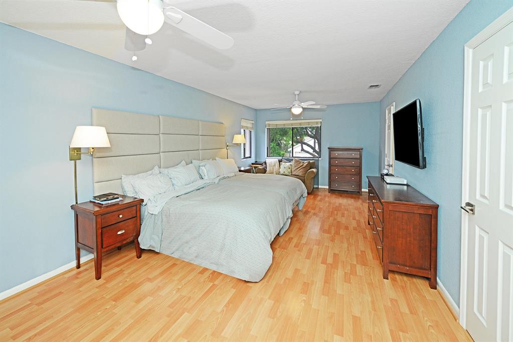 7529 Martinique Boulevard