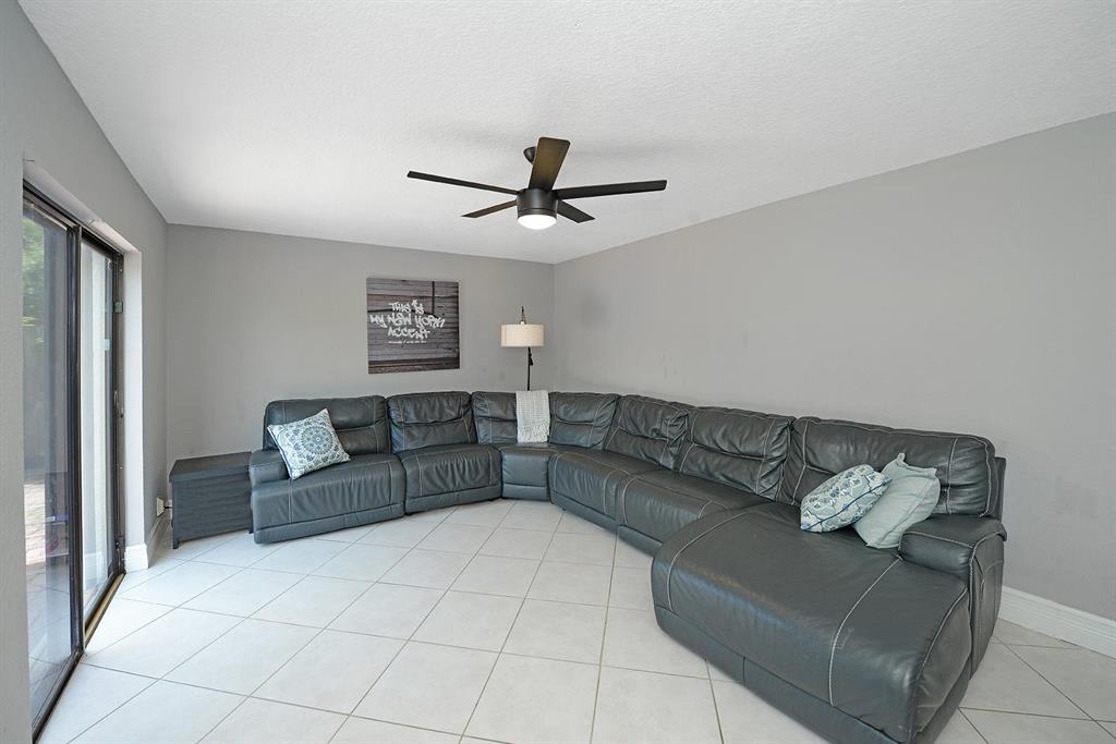 7529 Martinique Boulevard