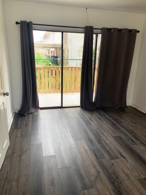 500 NE 48th Street NE 502