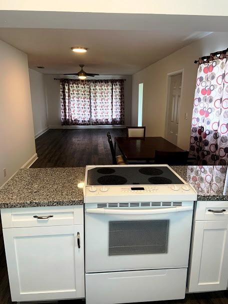 500 NE 48th Street NE 502