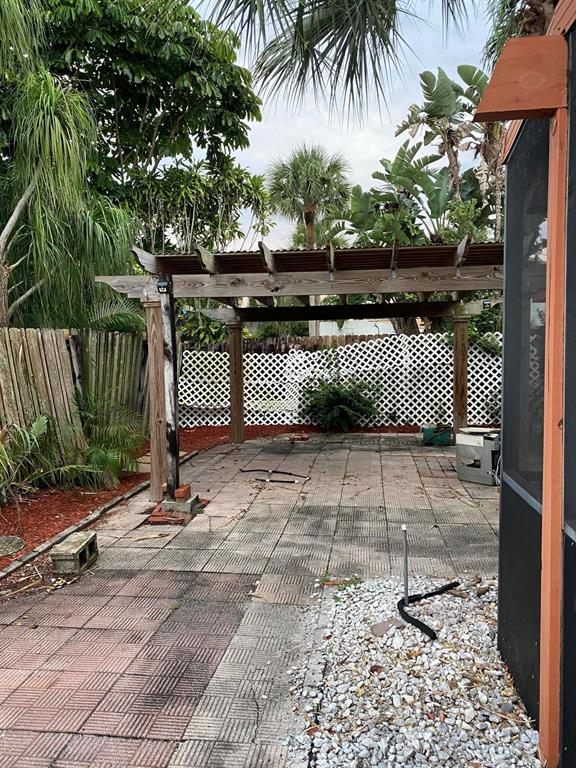 7407 Silver Woods Court