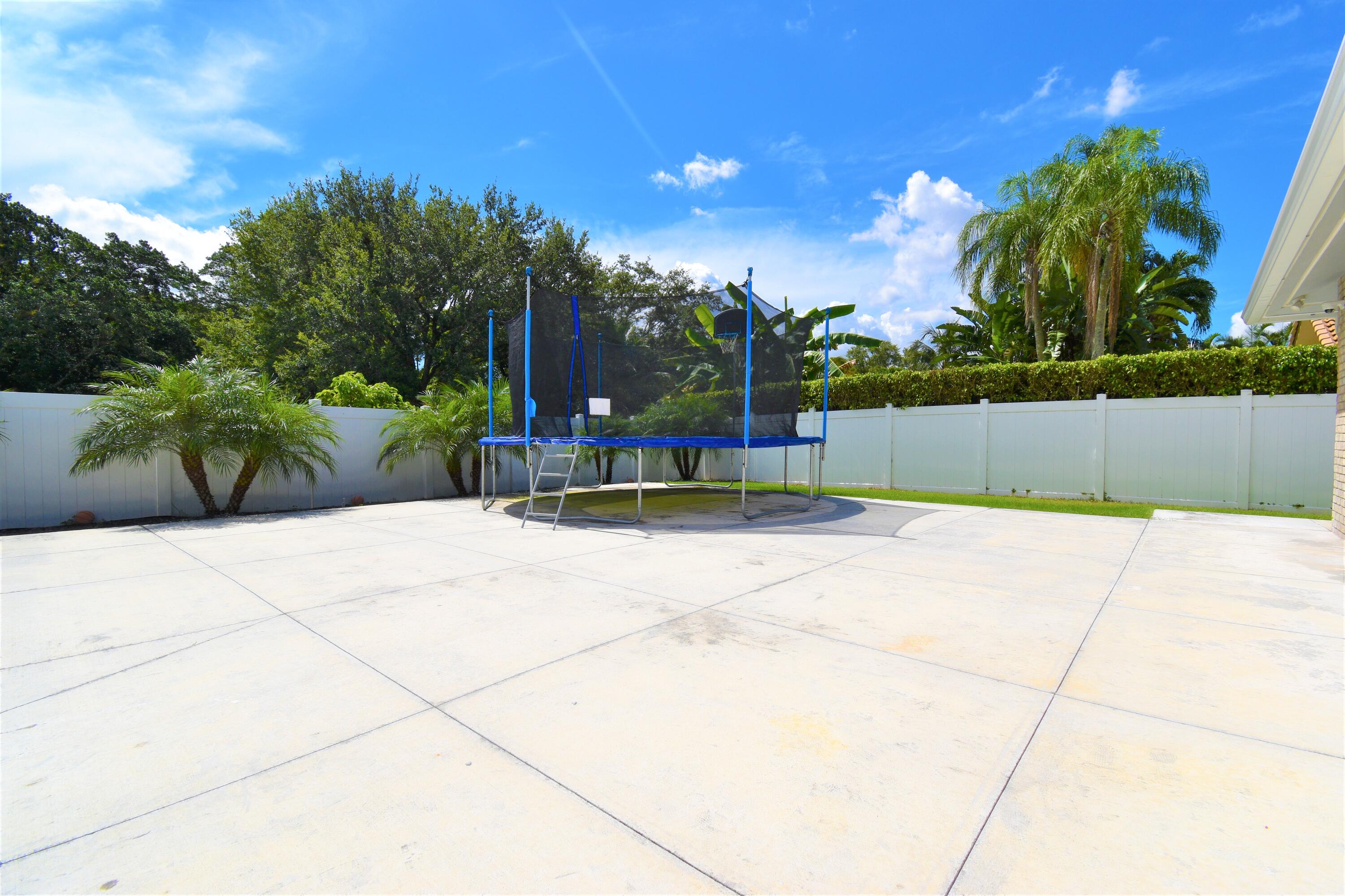 20950 Pinar Trail