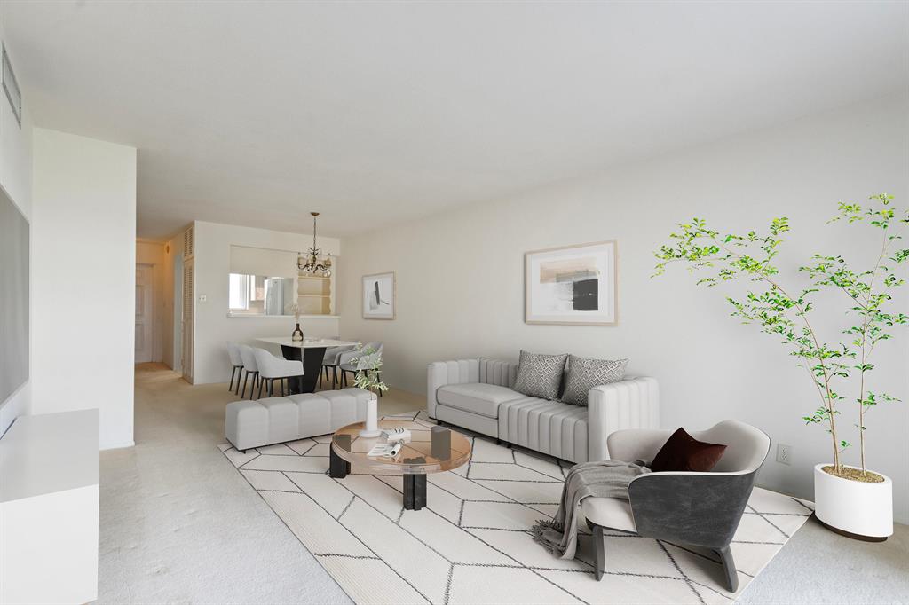 1198 Hillsboro Mile 132