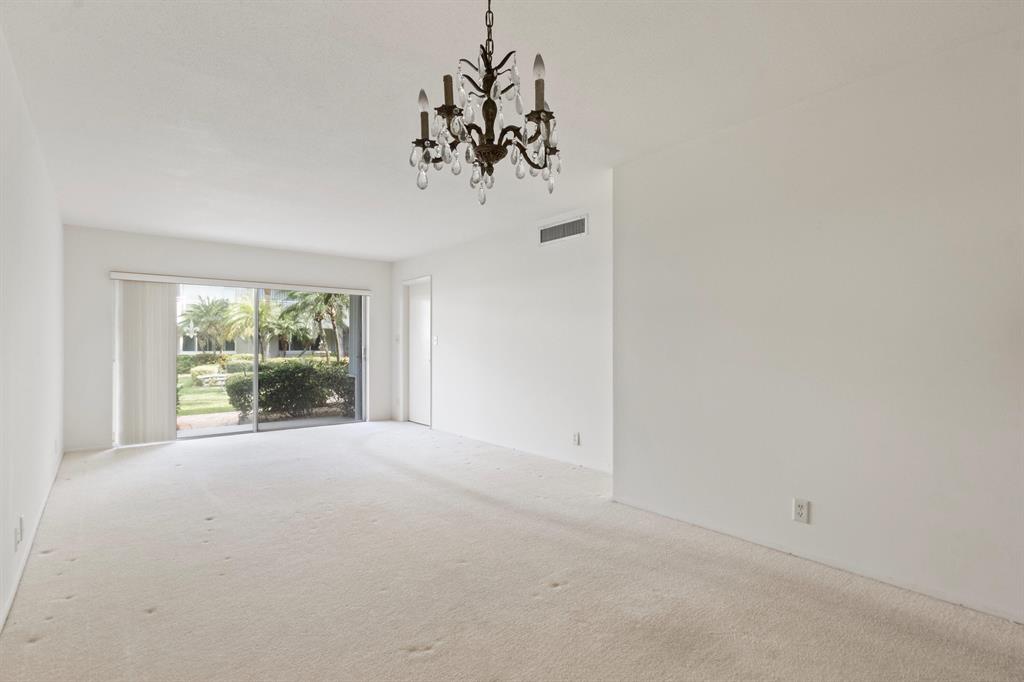 1198 Hillsboro Mile 132