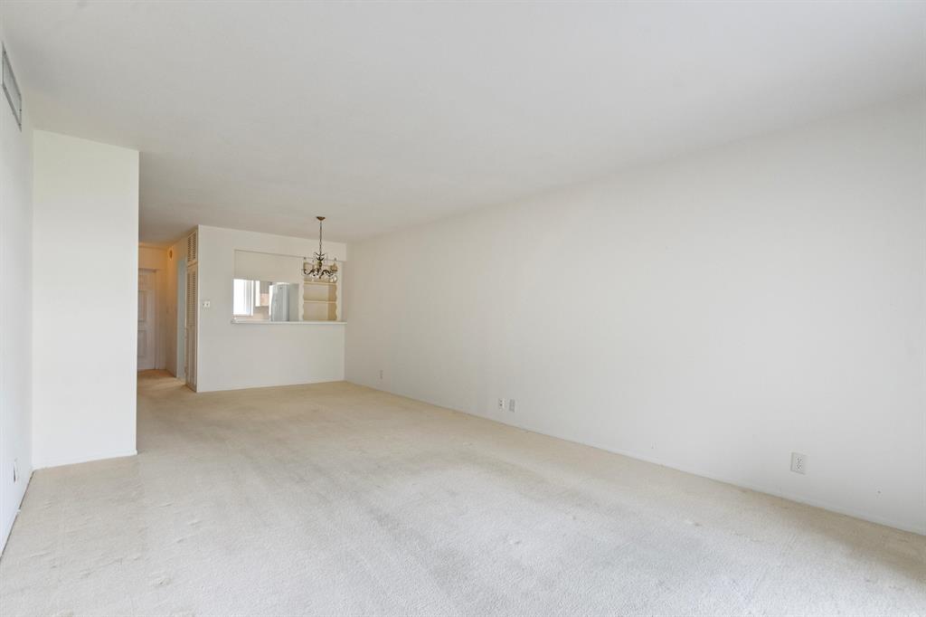 1198 Hillsboro Mile 132