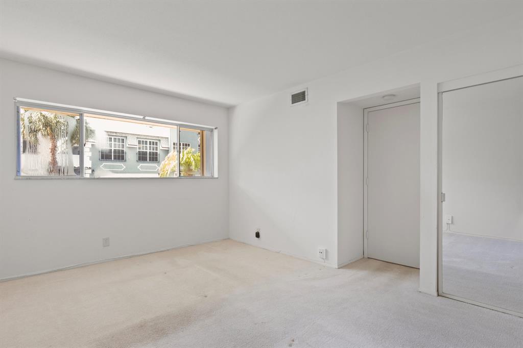 1198 Hillsboro Mile 132