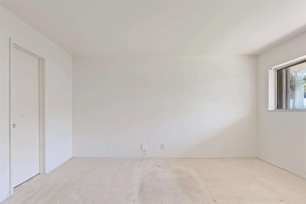 1198 Hillsboro Mile 132