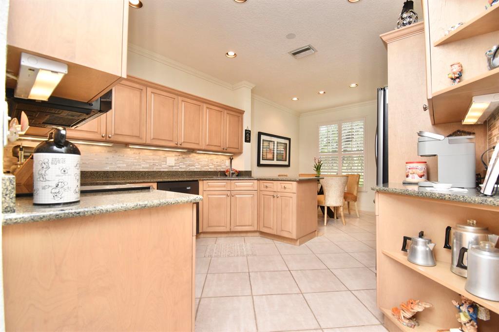 6568 Villa Sonrisa Drive 1411