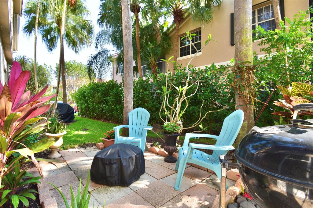 6568 Villa Sonrisa Drive 1411