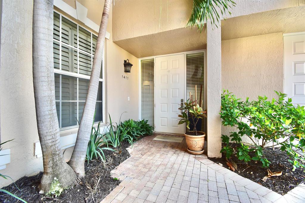 6568 Villa Sonrisa Drive 1411