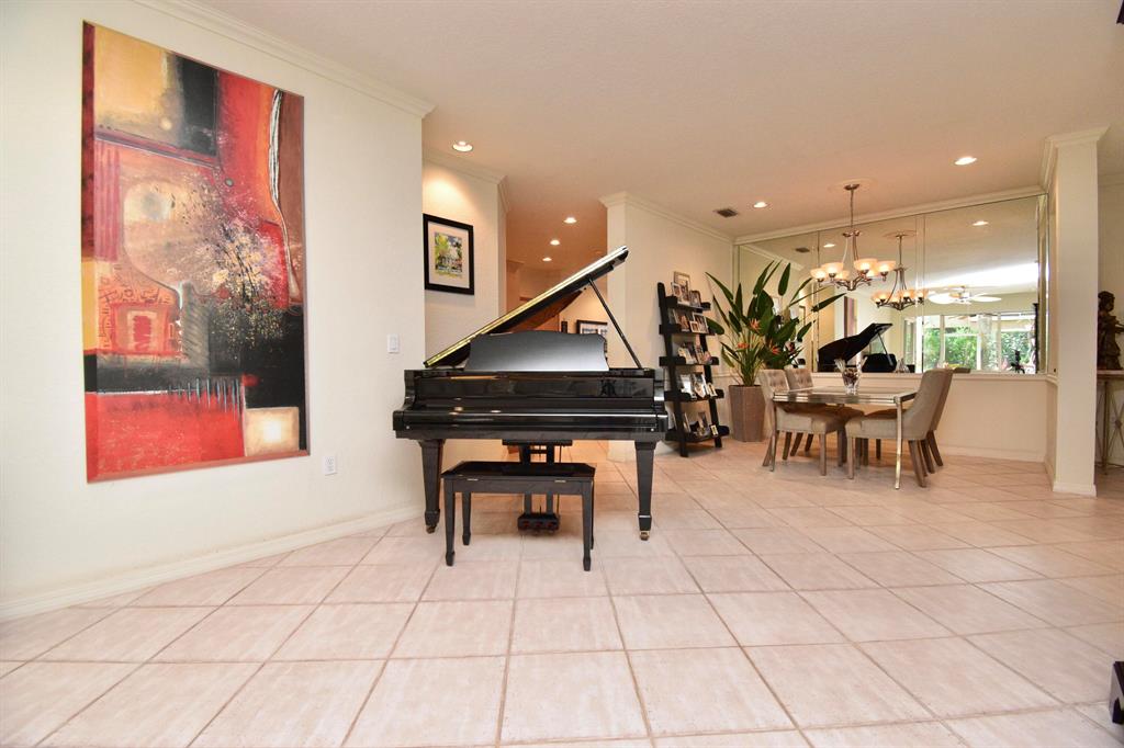 6568 Villa Sonrisa Drive 1411