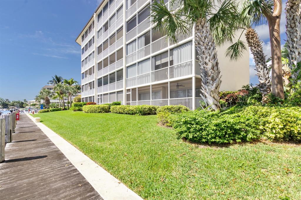 400 N Federal Highway 314