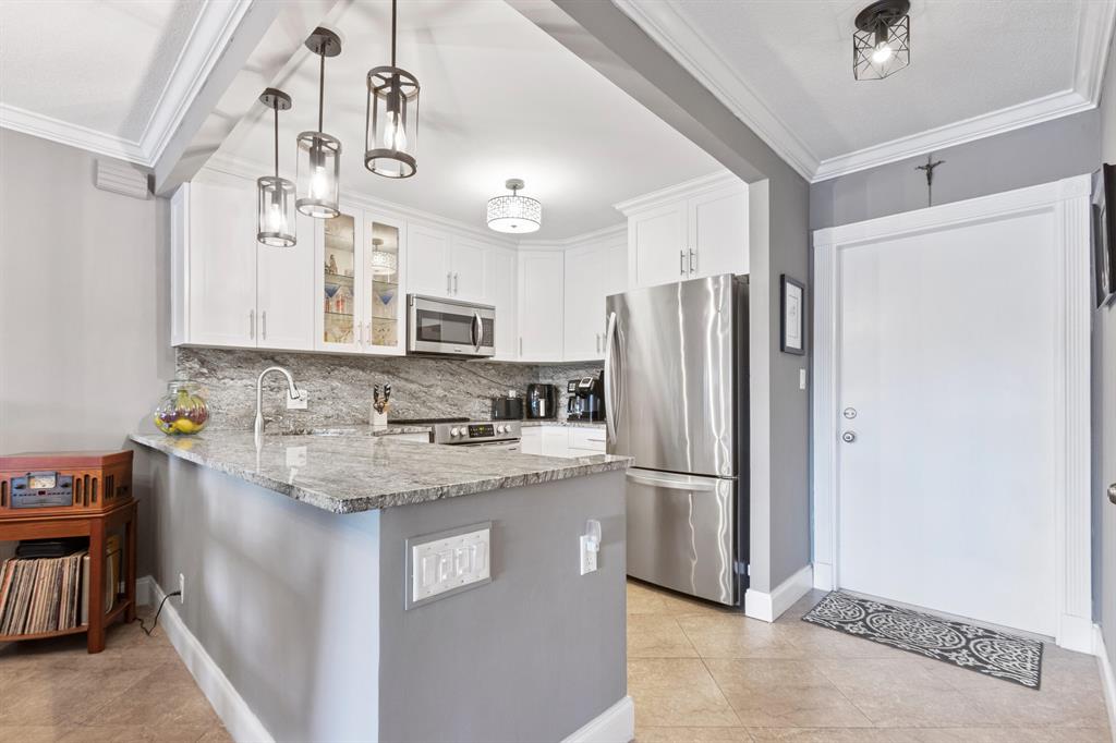 400 N Federal Highway 314