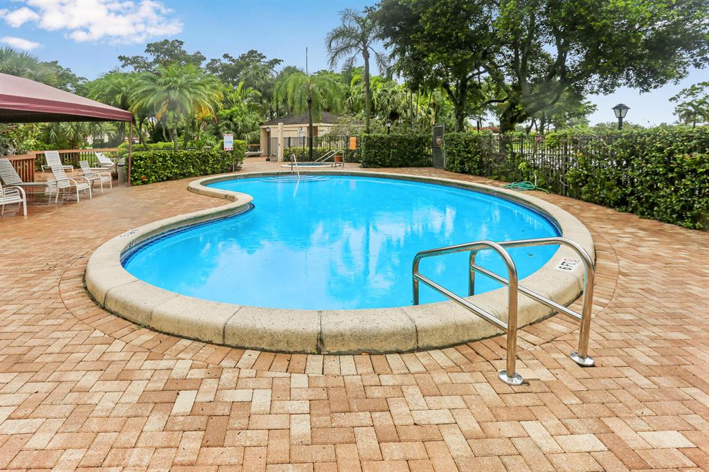 7546 La Paz Boulevard 106