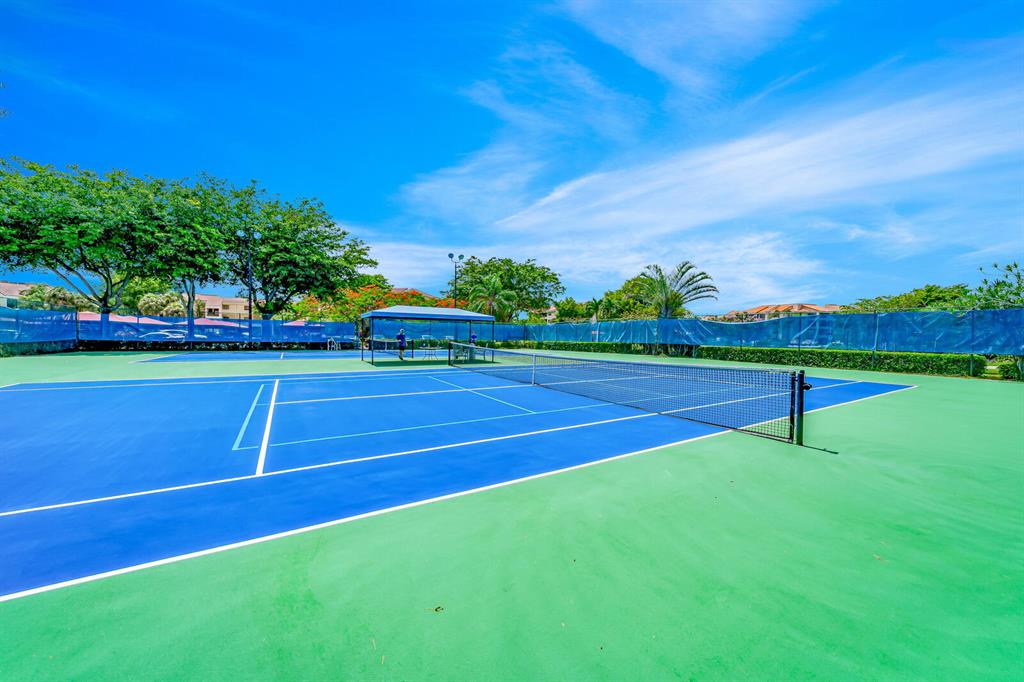 7546 La Paz Boulevard 106